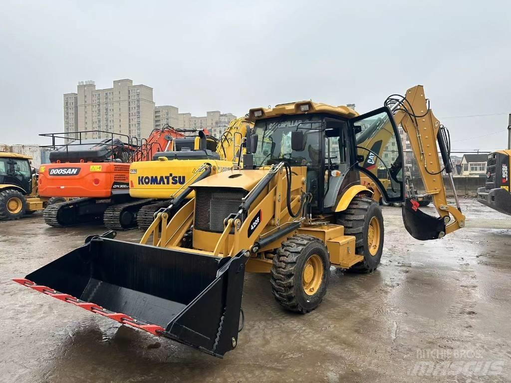 CAT 420 F 反鏟裝載機