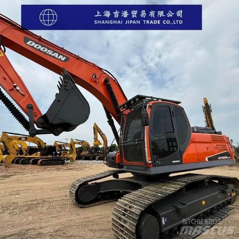 Doosan DX 225 履帶式 挖土機/掘鑿機/挖掘機