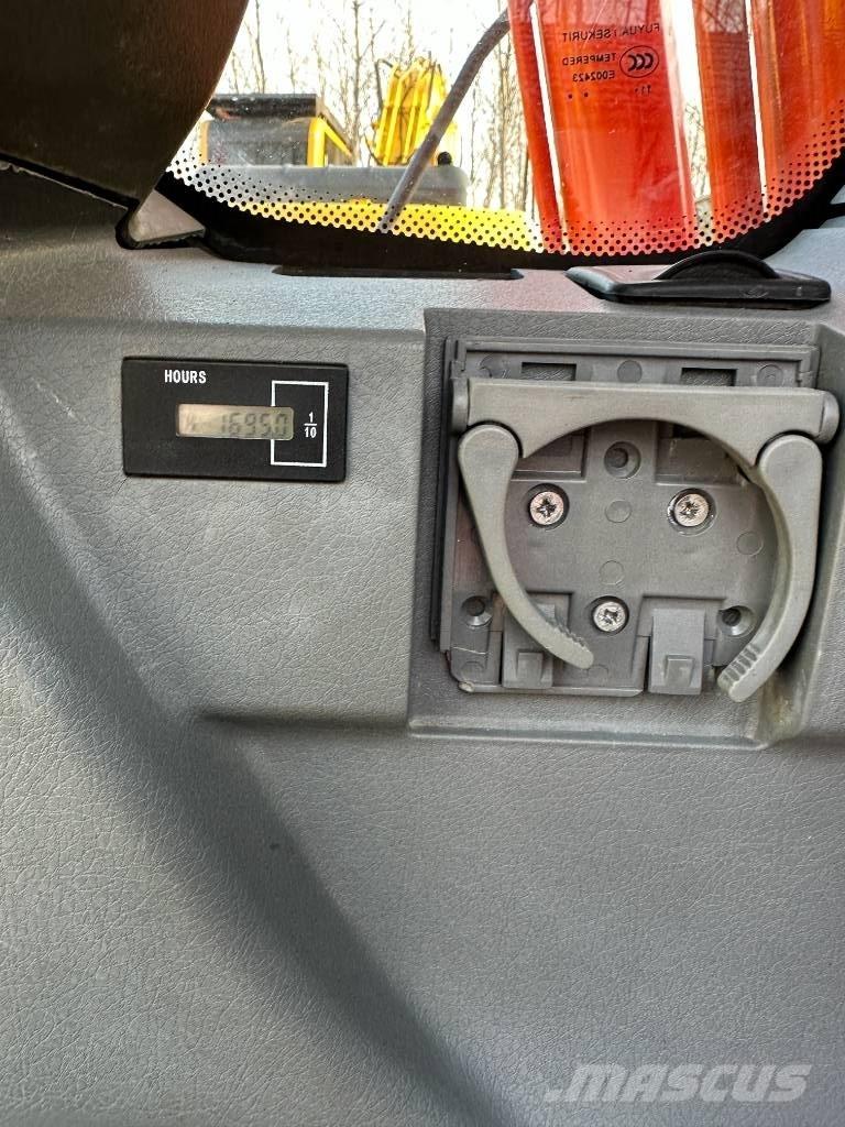 Doosan DX140 履帶式 挖土機/掘鑿機/挖掘機