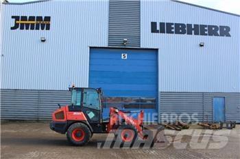 Kubota R085 輪胎式裝載機
