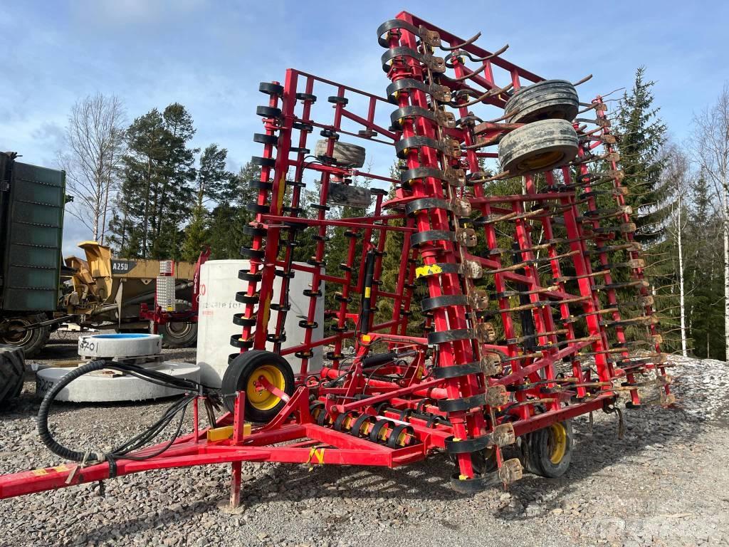 Väderstad NZA 1000 動力耙和旋轉式耕耘機