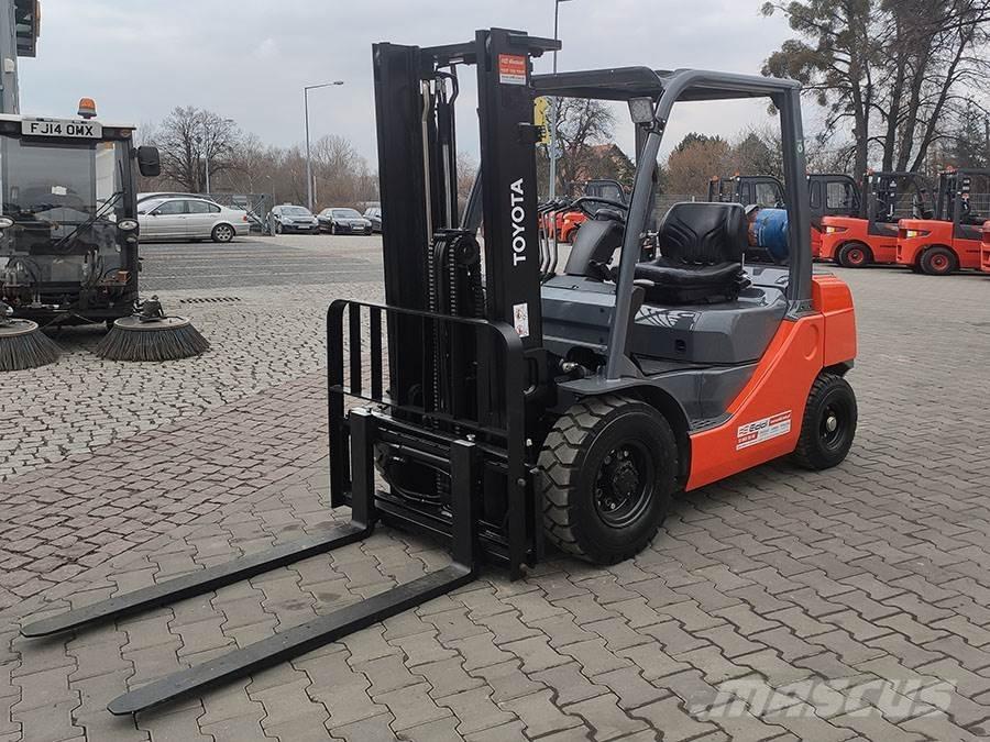 Toyota 02-8FGF20 液化石油氣LPG卡車