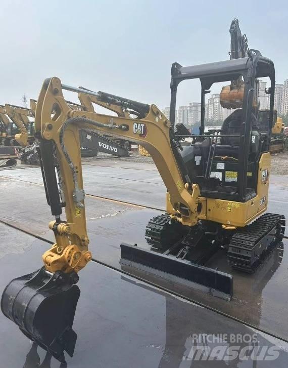 CAT 2024 CAT 301.7 小型挖土機/掘鑿機<7t(小型挖掘機)