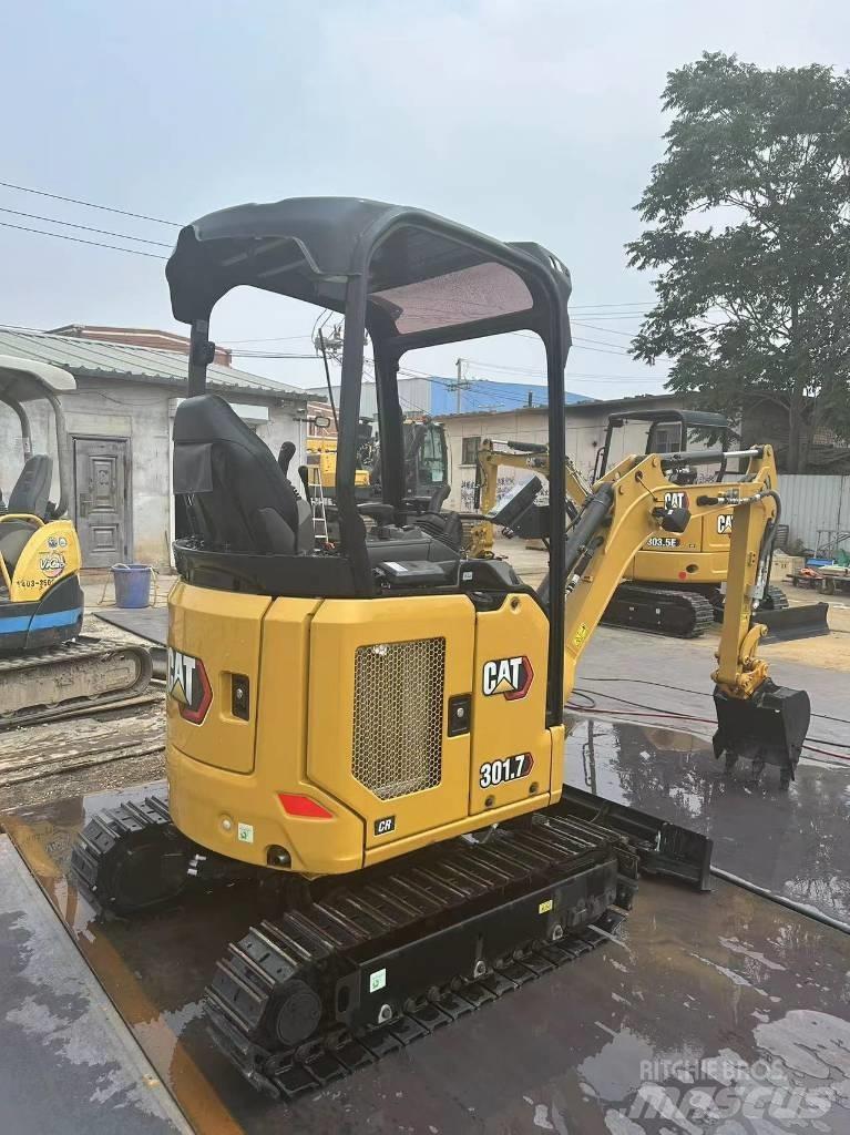 CAT 2024 CAT 301.7 小型挖土機/掘鑿機<7t(小型挖掘機)