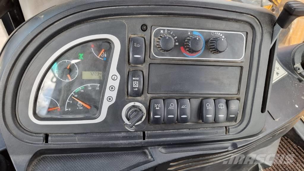 JCB 4 CX 反鏟裝載機