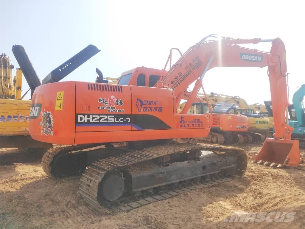 Doosan DH225LC-7 履帶式 挖土機/掘鑿機/挖掘機