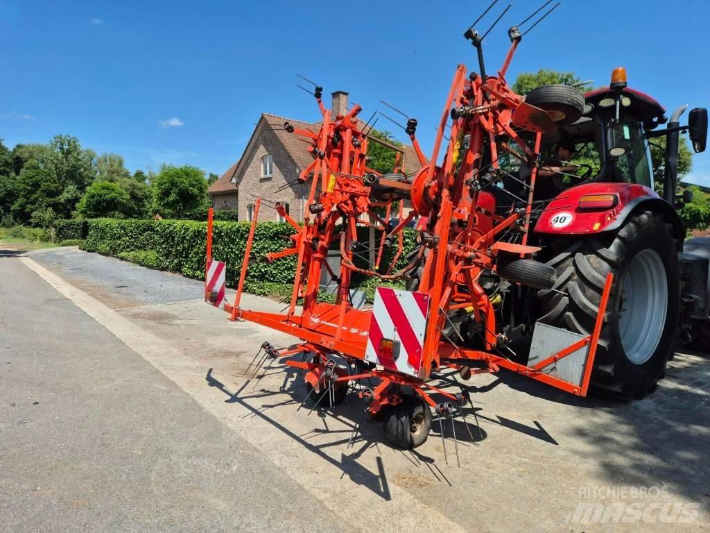 Kuhn GF 8501 MHO 耙與翻草機
