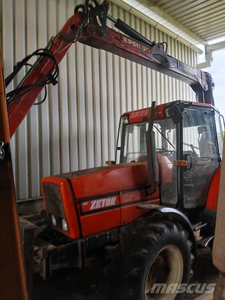 Zetor 10540 碎木機