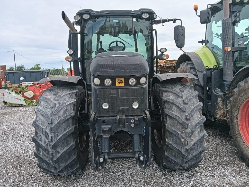 JCB Fastrac 4220 曳引機