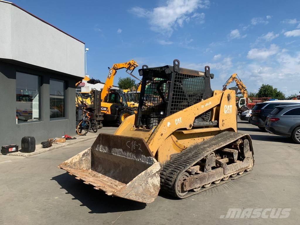 CAT 277 滑移轉向裝載機