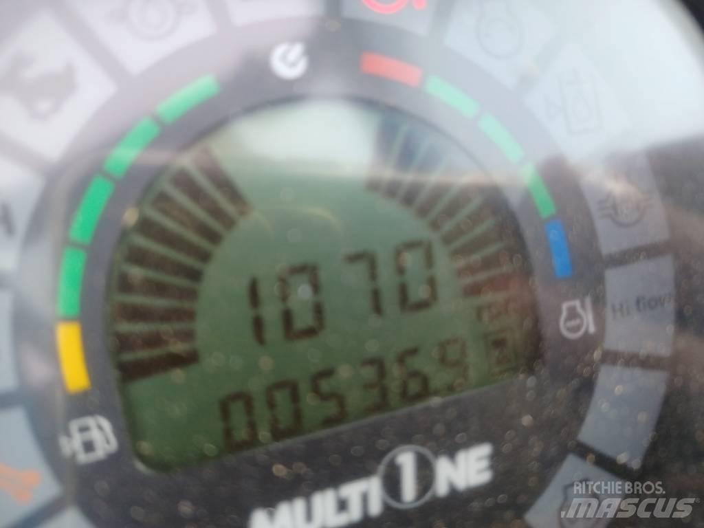 Multione SL840 4WD 滑移轉向裝載機