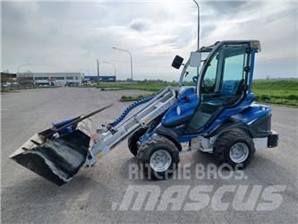Multione SL840 4WD 滑移轉向裝載機