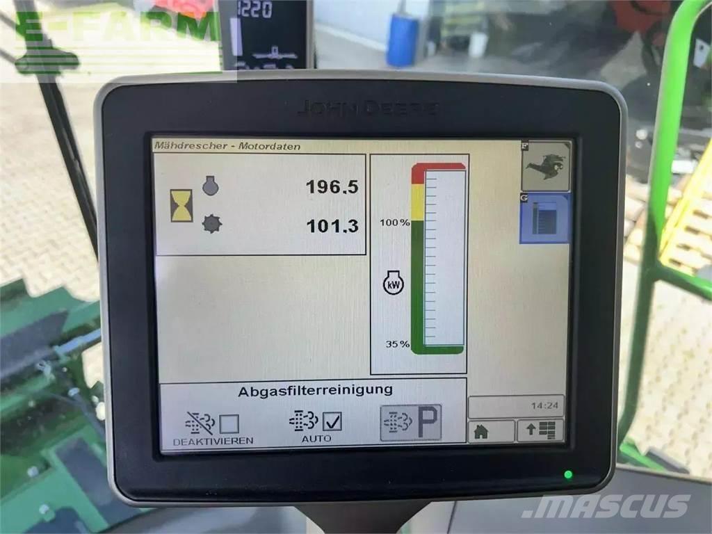 John Deere t560 聯合收穫機