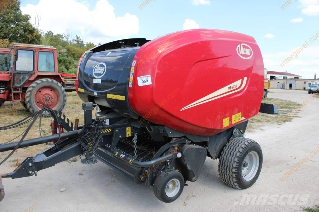 Vicon RF 4225 R 圓型牧草打包機