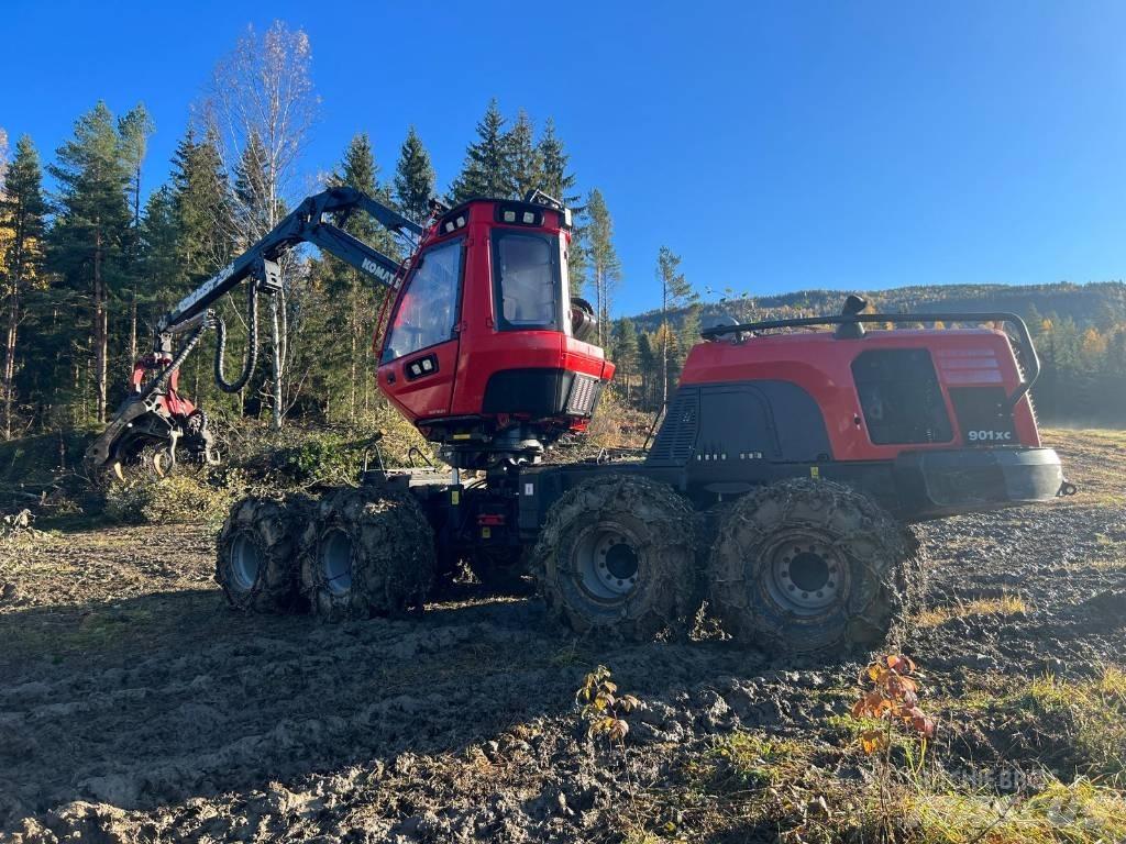 Komatsu 901XC 收穫機