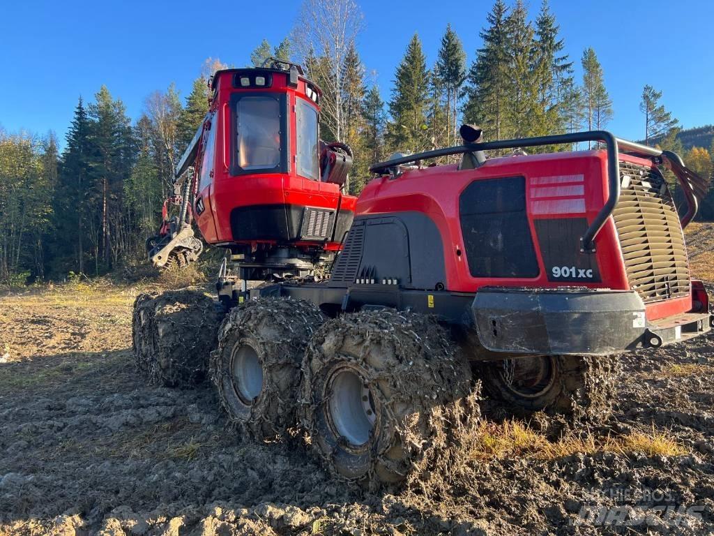 Komatsu 901XC 收穫機