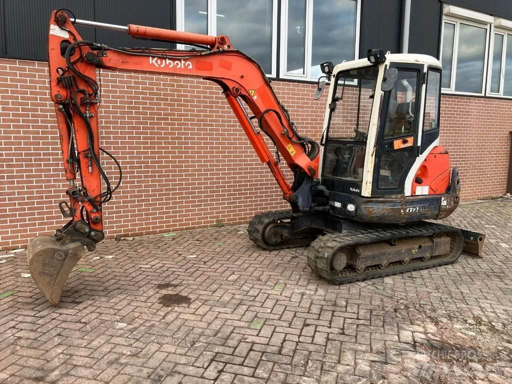 Kubota KX121-3a 小型挖土機/掘鑿機<7t(小型挖掘機)