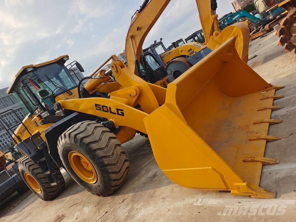 SDLG LG 956 F 輪胎式裝載機