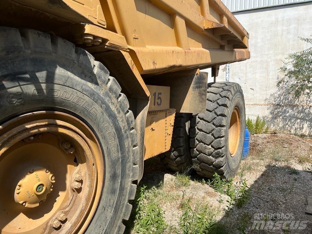 CAT 773 D 剛性傾卸卡車