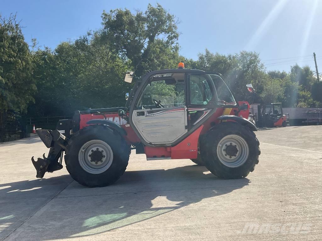 Manitou MT 1030 伸縮臂操作車