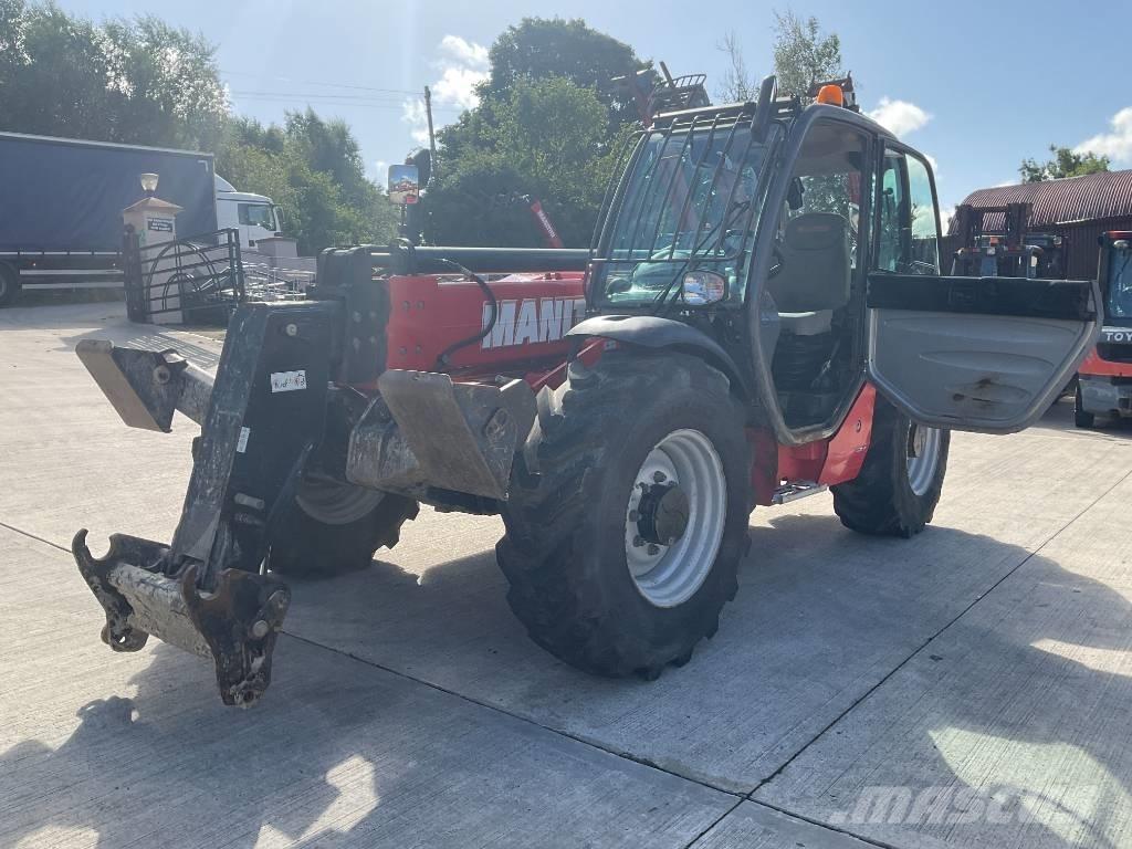 Manitou MT 1030 伸縮臂操作車