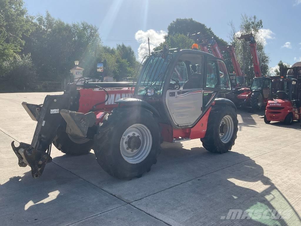 Manitou MT 1030 伸縮臂操作車