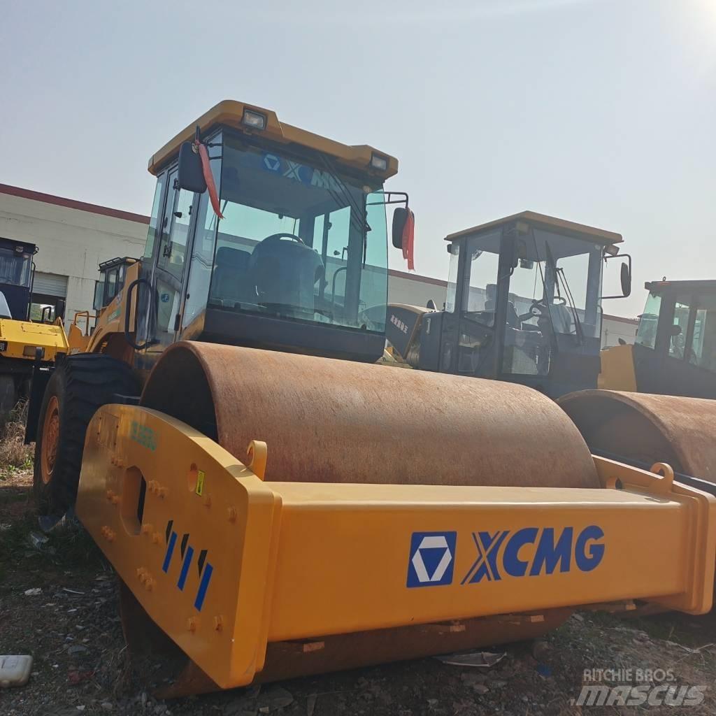 XCMG XS 263 J 單輪滾壓機
