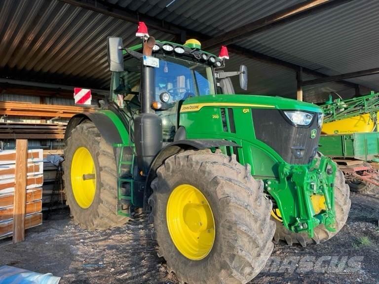 John Deere 6R 250 曳引機