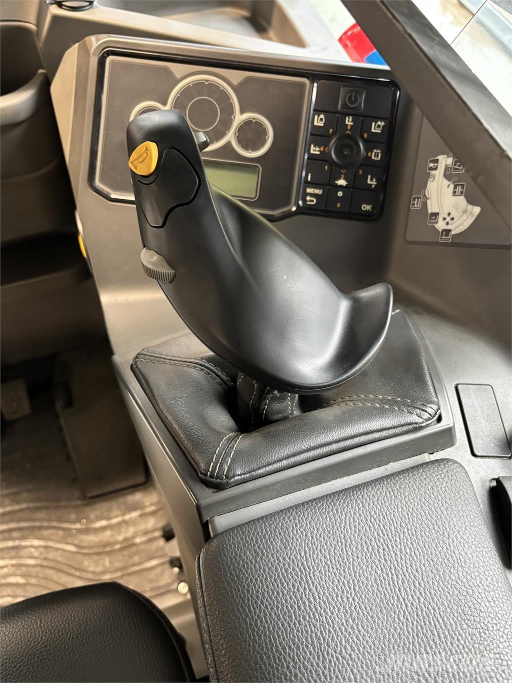 Atlet UHD200 前伸式堆高機(叉車)