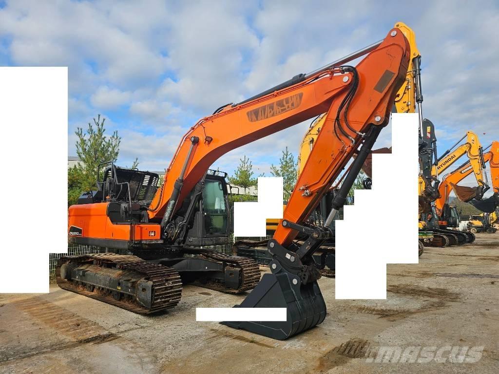 Doosan DX 220LC-5 中型挖土機/掘鑿機/挖掘機 7t-12t