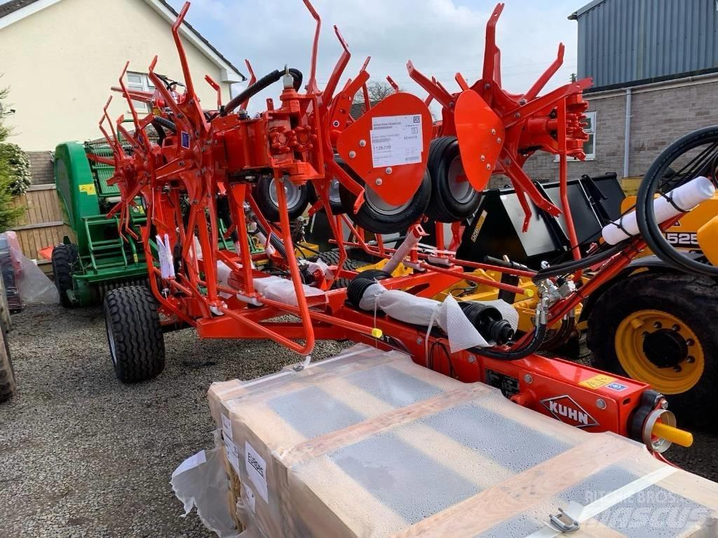 Kuhn GF13003T TEDDER 耙與翻草機