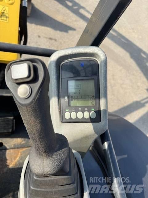 Yanmar Vio 26-6 小型挖土機/掘鑿機<7t(小型挖掘機)