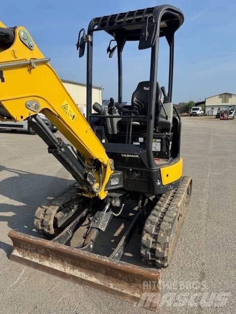 Yanmar Vio 26-6 小型挖土機/掘鑿機<7t(小型挖掘機)