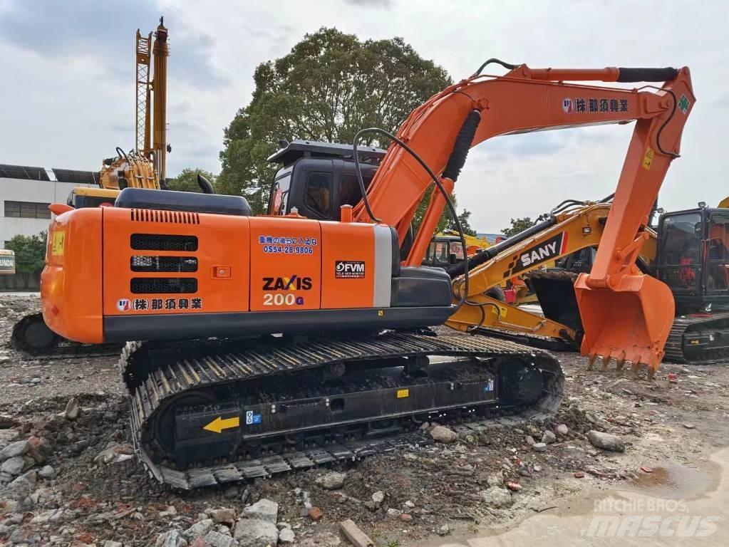 Hitachi ZX 200 履帶式 挖土機/掘鑿機/挖掘機