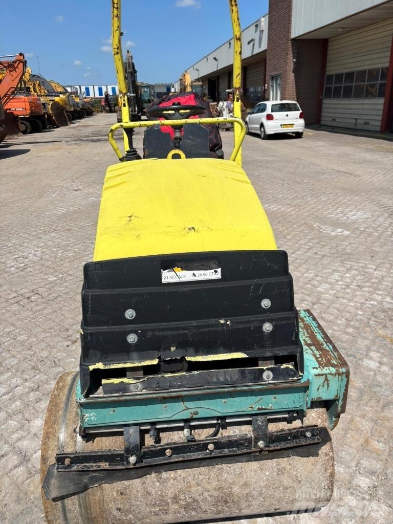 Ammann AV 20-2 雙輪滾壓機