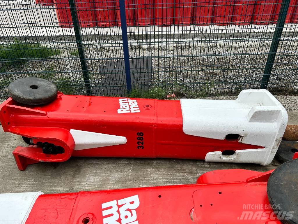 Rammer BR3288 鐵鎚/碎石機
