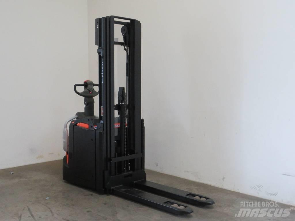 BT SPE 120 L 行走控制式堆積機