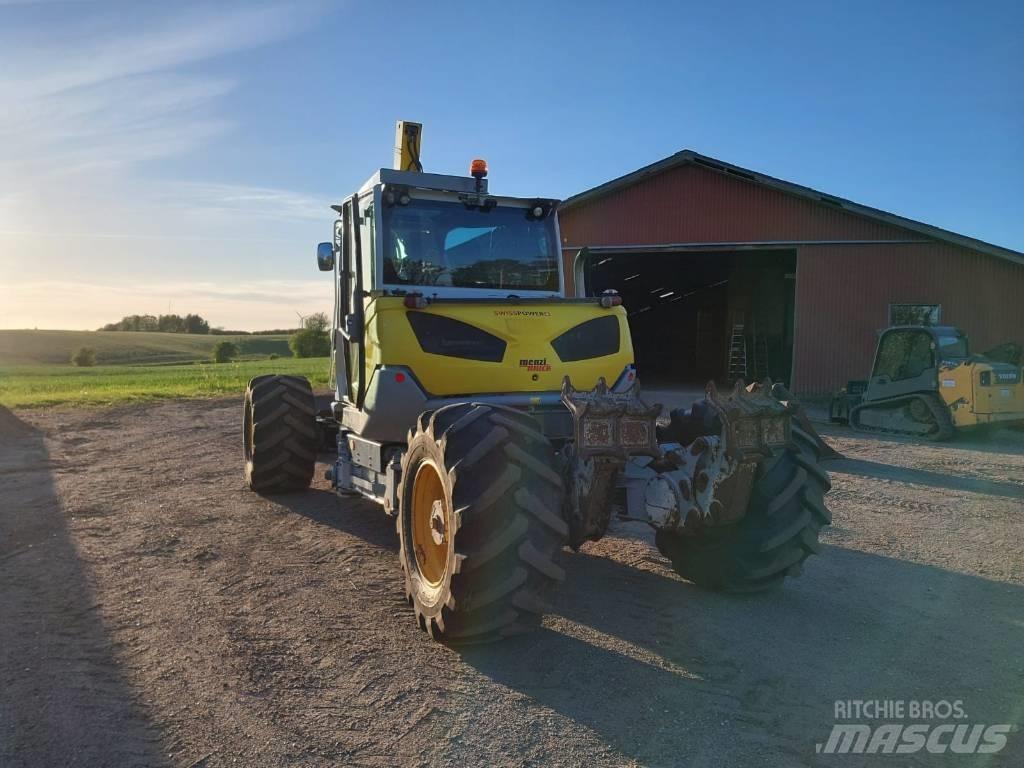 Menzi Muck M545 旋轉式挖土機/掘鑿機/挖掘機