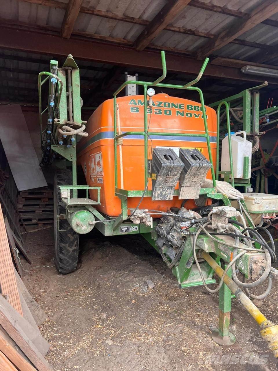 Amazone S330 Nova 牽引式噴霧機