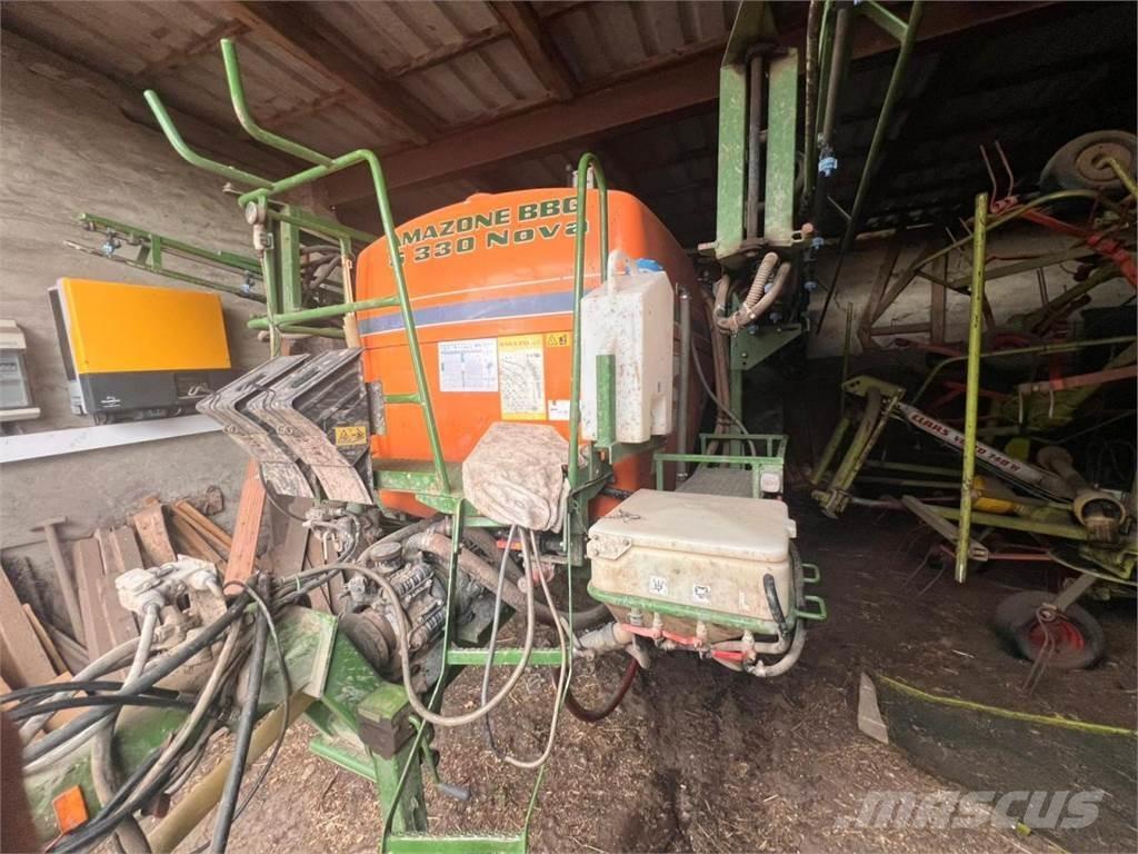 Amazone S330 Nova 牽引式噴霧機