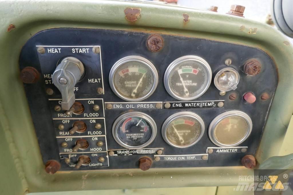 CAT D7F Ex-army 履帶推土機