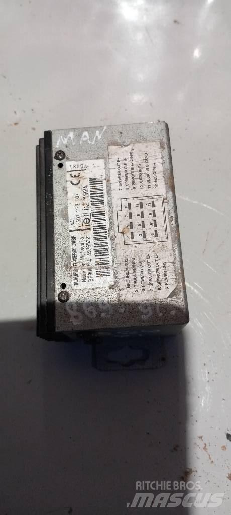 MAN TGA.  7607273007 電子設備