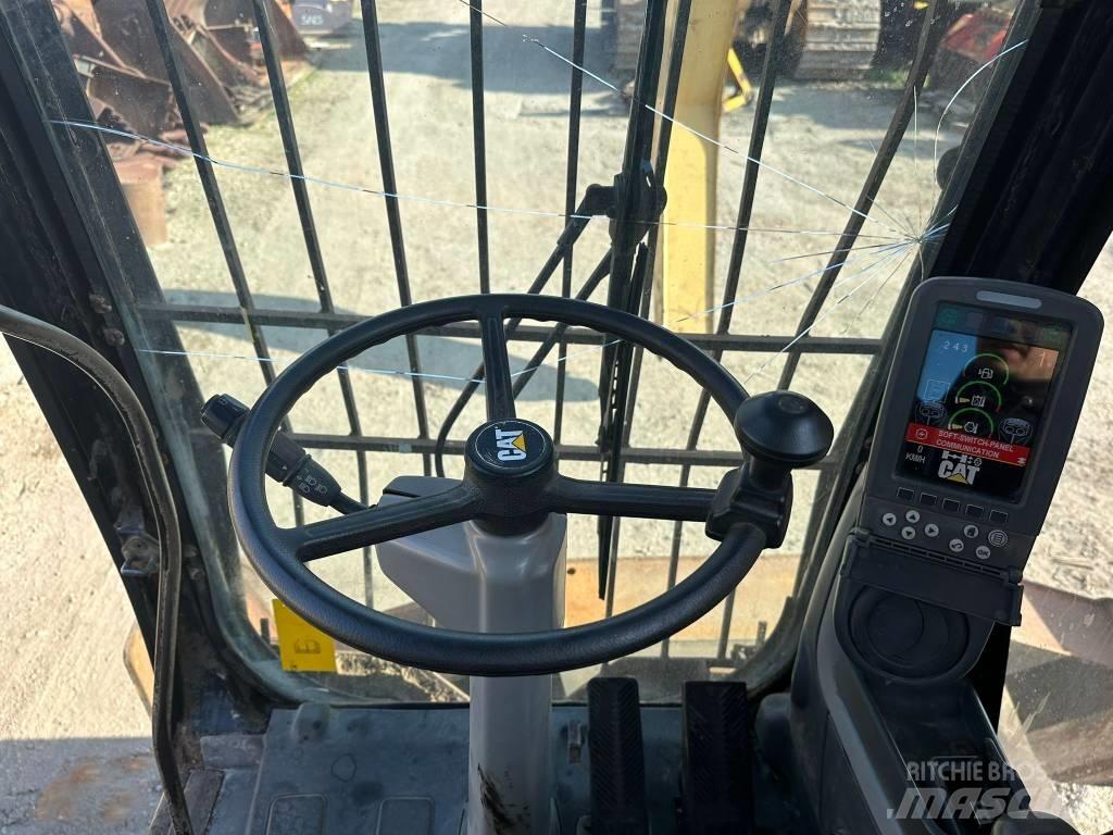 CAT M 318 D MH 廢棄物/工業用操作車