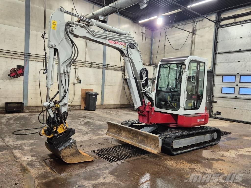 Takeuchi TB 153 FR 小型挖土機/掘鑿機<7t(小型挖掘機)