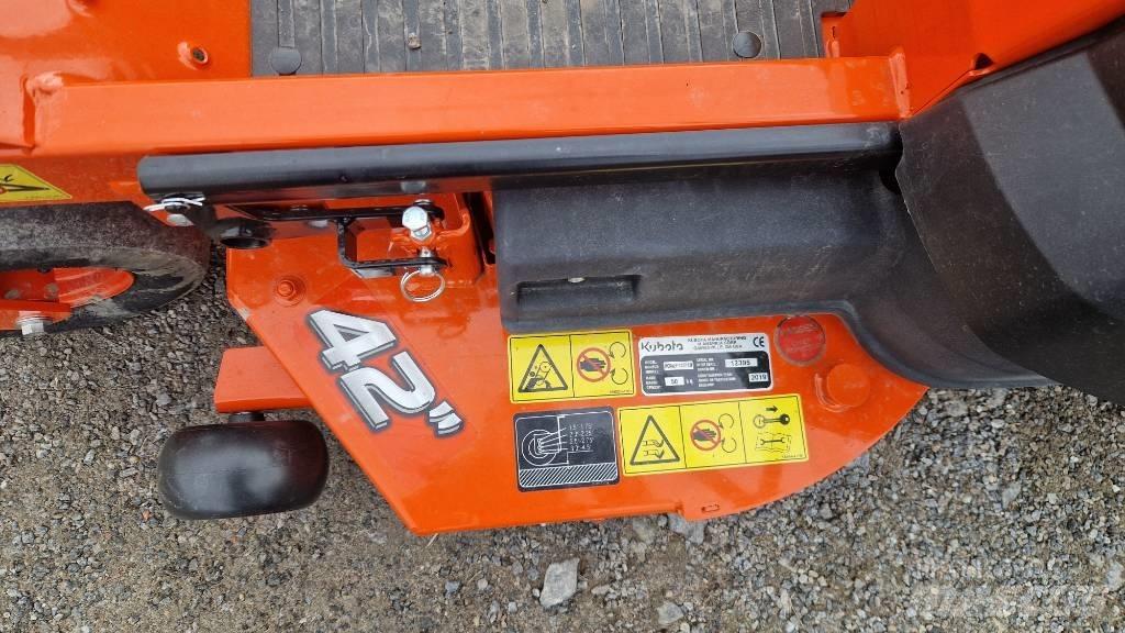 Kubota Z 122 RKW 零迴轉割草機