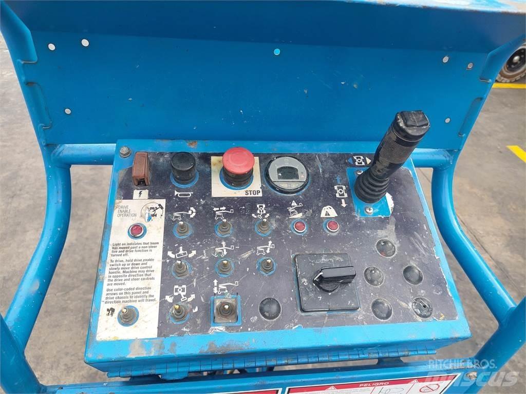 Genie Z30 20NRJ 曲臂高空作業車