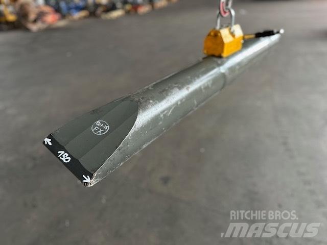 NPK GH15 155mm 鐵鎚/碎石機