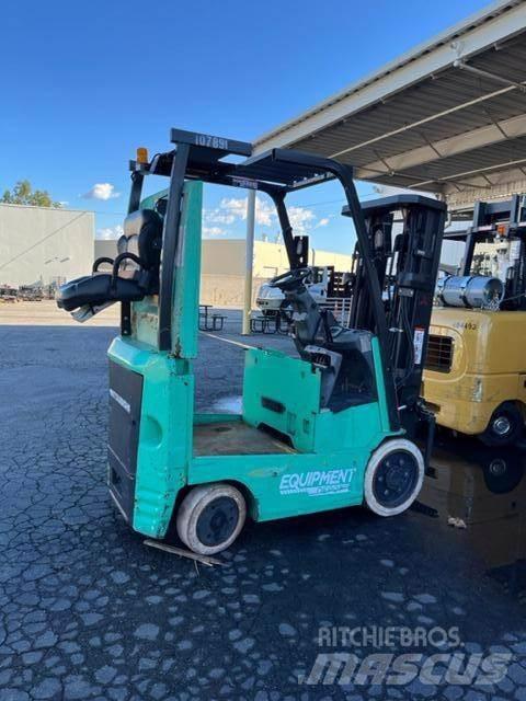 Mitsubishi FBC25 電動堆高機