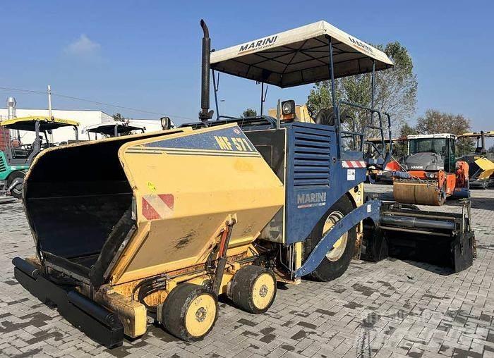Marini MF 571 瀝青攤舖機/鋪路機