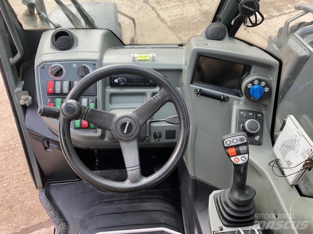 Kramer KT557 農業用伸縮臂裝載機